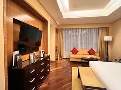 -深圳星河丽思卡尔顿酒店