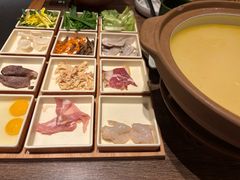 -云海肴·汽锅鸡·云南代表菜(浦江欢乐颂店)