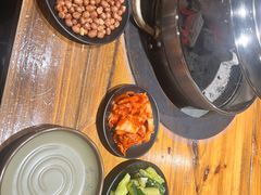 -筱果•梁山围炉烤肉(昌里路店)