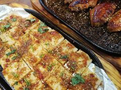 -老东镇啤酒屋海鲜加工·蒸汽海鲜·海鲜烧烤(台东店)