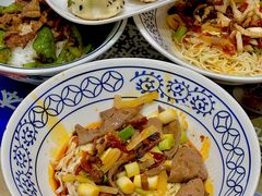 -李与白包子铺(桐梓林店)