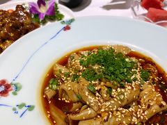 -铜锣湾·有麝自然香(渝北财富中心店)