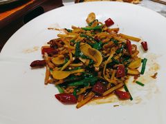 -太阳门淮扬菜(南京博物院店)