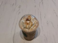 流金圣诞茶拿铁-星巴克(丽水青田临江东路店)