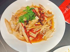 -鸭绿江海鲜烧烤大排档(杏林街店)