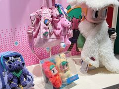 -燕莎奥特莱斯购物中心