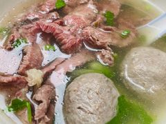 -港头大鹏牛肉店