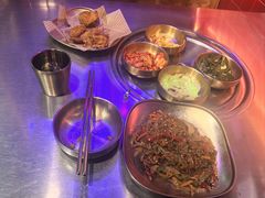 -釜山火炉·海鲜烤肉(紫藤路店)