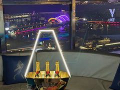 -VENU+海景酒廊