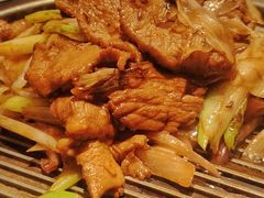 经典葱爆小羔羊肉-悦融·京鲁菜·露台花园(安定门店)