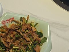 -何师傅美蛙鱼头(汉街店)