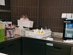 -奈雪的茶(广州万菱汇PRO店)