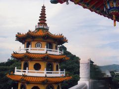 -龙虎塔