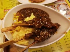 鸡扒肉燥饭-龙凤冰室