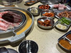 -安小胖韩国烤肉(财富广场画苑小区店)