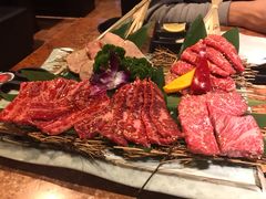 -炼火烤肉店