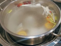 -四点金潮汕鲜牛肉火锅(金猴名居店)