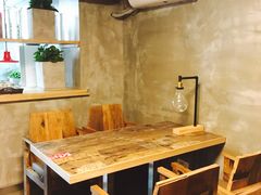 -HIGH FIVE哈福手工汉堡(桂林路店)