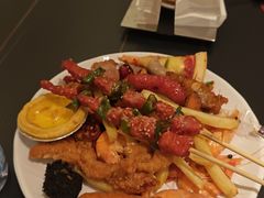 -涨巢·潮玩水疗局