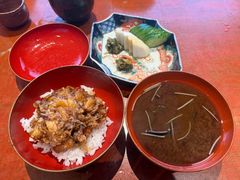 -是山居