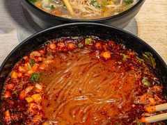 -牵人麻辣粉(粉巷店)