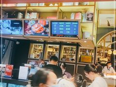 -钱小奴海鲜自助黑金店(杭州滨江龙湖店)