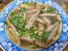 -四代祖传老陈黄焖鱼(维中后街店)