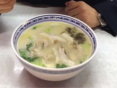 -明呈黄鱼面馆(斜土路店)