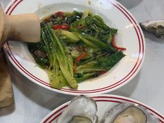 -明本湛江鸡•海鲜小厨(陈家祠店)