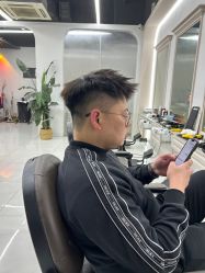 -尤司男士国潮理发馆