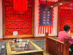 -宽板凳老灶火锅(台湾街店)