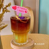 汉街临🈳咖啡馆里装满了“神奇宝贝”
