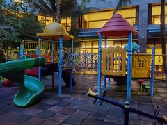 -三亚湾海居铂尔曼度假酒店