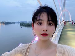 -南京眼步行桥