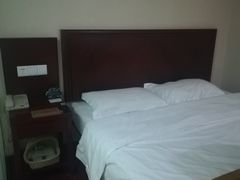 -格林豪泰贝壳酒店通河路店-停车场