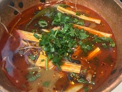 -成都你六姐·牛肉冒菜·麻辣香锅(长泰广场店)