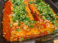 -辣尚瘾·烤鱼·新川菜(牡丹园直营店)