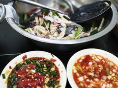 -周良天山牛杂城(天山路总店)