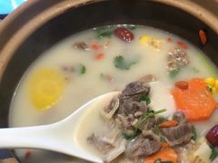 -清真·卡德尔大叔新疆主题餐厅(龙汇路店)