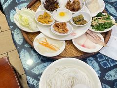 -桥香园云南过桥米线(金马碧鸡店)