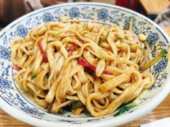 老北京炸酱面-门框胡同百年卤煮(新街口店)