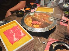 -一绪に和牛寿喜烧(罗湖益田假日店)