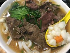 -燊意布拉肠云吞面(中山四路店)