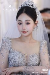 -艾米丽婚纱礼服