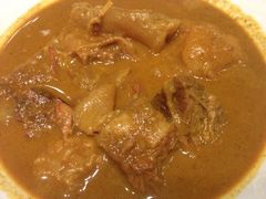 咖喱牛腩-翠华餐厅(山顶道店)