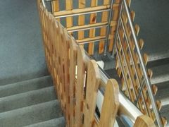 -兜莱·亲亲袋鼠国际早教