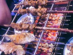 -黑门烤肉