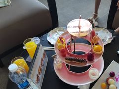 -亚龙湾喜来登·美景台大堂吧