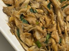 -何适山庄 ·可团建(水长城P2停车场店)