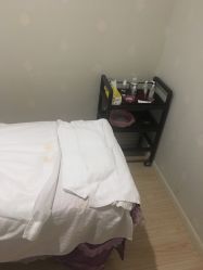 -伊姿衫日瘦 ·科技瘦身 ·纤体美妍